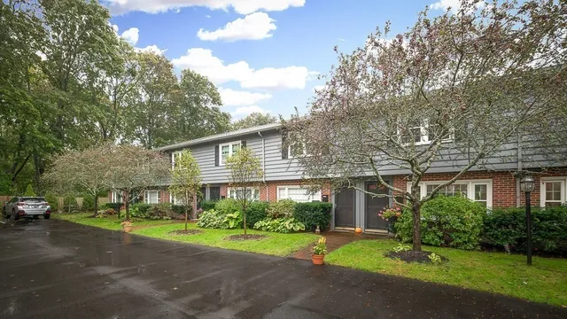 $510,000 | 27 Norwood Avenue, Unit C, Manchester, MA 01944