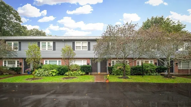 $510,000 | 27 Norwood Avenue, Unit C, Manchester, MA 01944