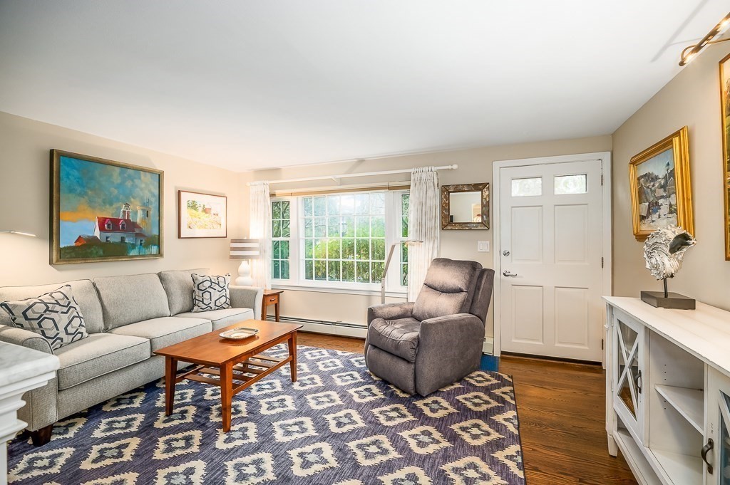 27 Norwood Avenue, Unit C Manchester, MA 01944 - Photo 7 of 31