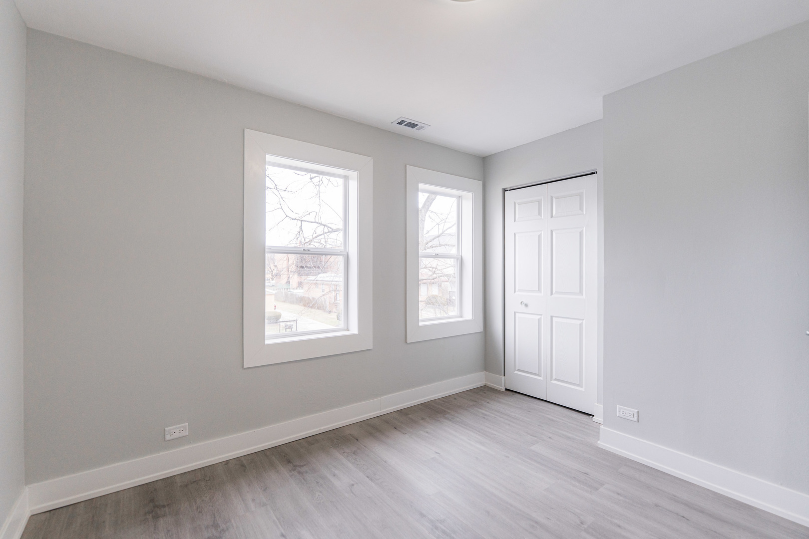 1121 East 82nd Place Chicago, IL 60619 - Photo 15 of 25