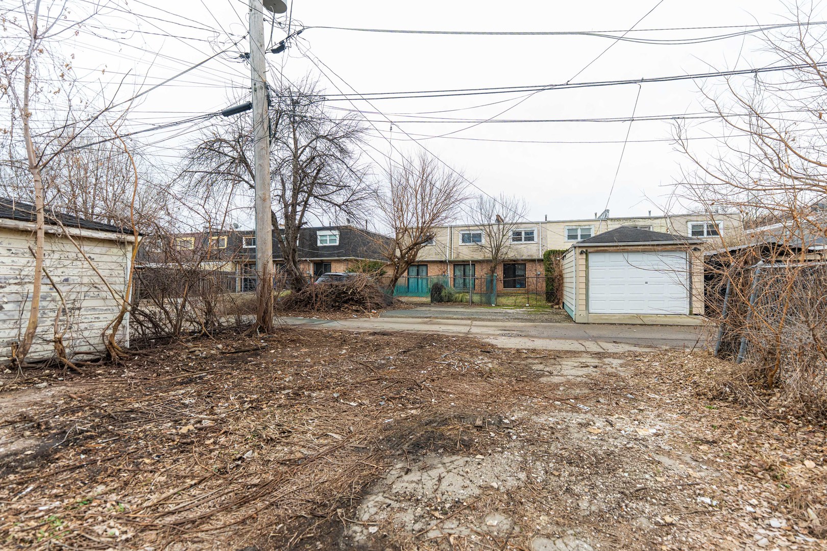 1121 East 82nd Place Chicago, IL 60619 - Photo 21 of 25