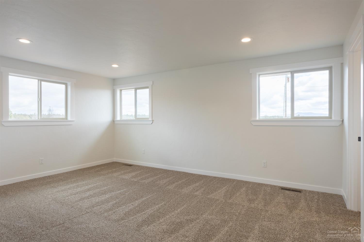 26630 Horsell Road Bend, OR 97701 - Photo 10 of 18 Additional Photo