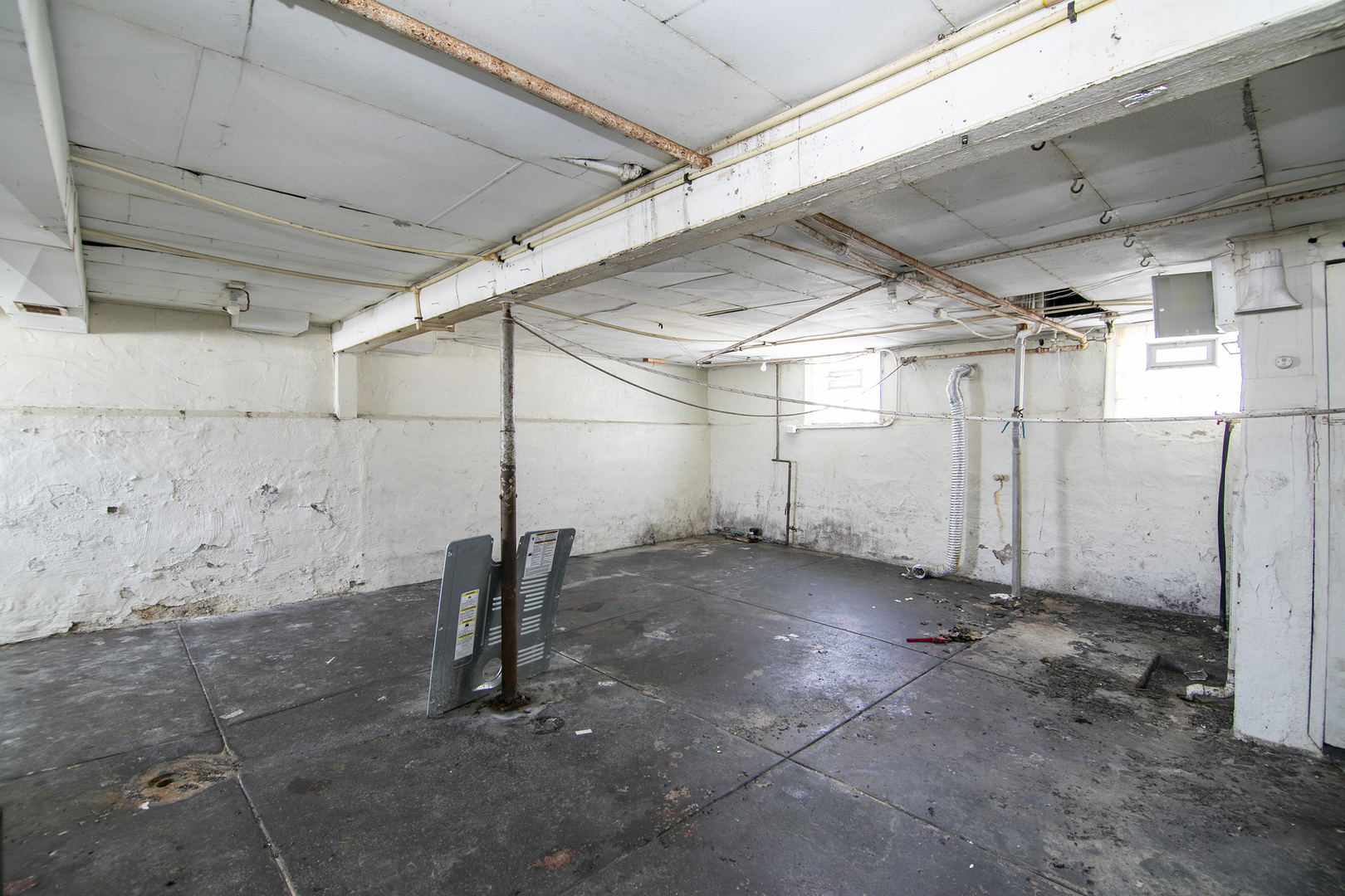 1295 East Merchant Street Kankakee, IL 60901 - Photo 16 of 17 a view of a room with wooden walls