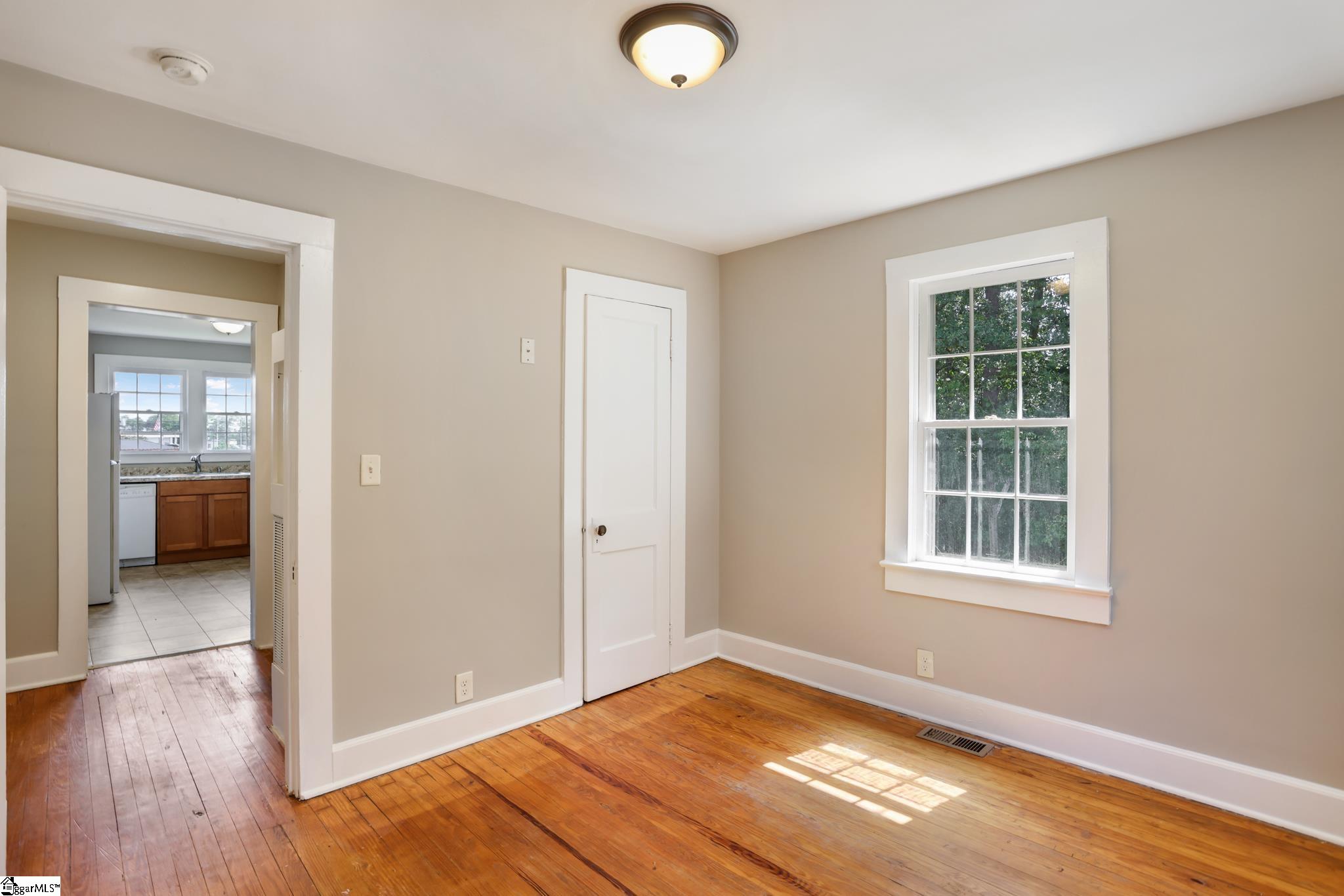 216 Forest Street Greer, SC 29650 - Photo 10 of 17 Gallery Image 10