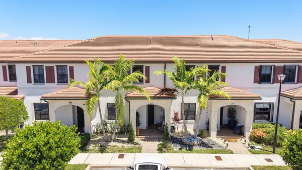 $4,150 | 3253 West 106th Terrace, Unit 3253, Hialeah, FL 33018
