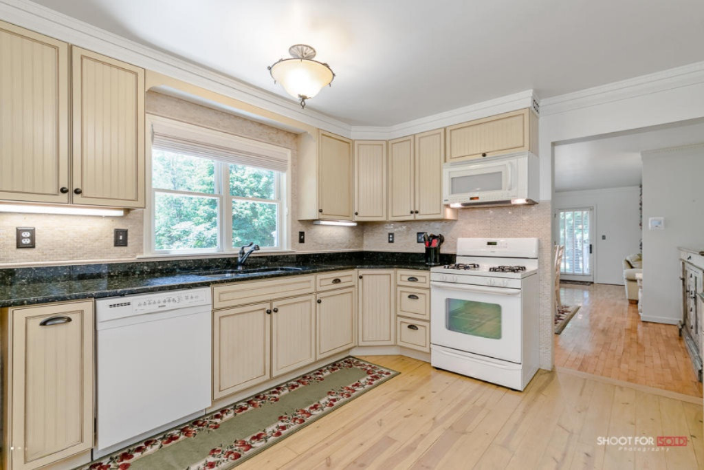 203 Pinecrest Road Whitehall, MI 49461 - Photo 17 of 55 203Pinecrest28Lores