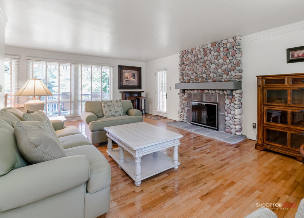 203 Pinecrest Road Whitehall, MI 49461 - Photo 6 of 55 203Pinecrest22Lores