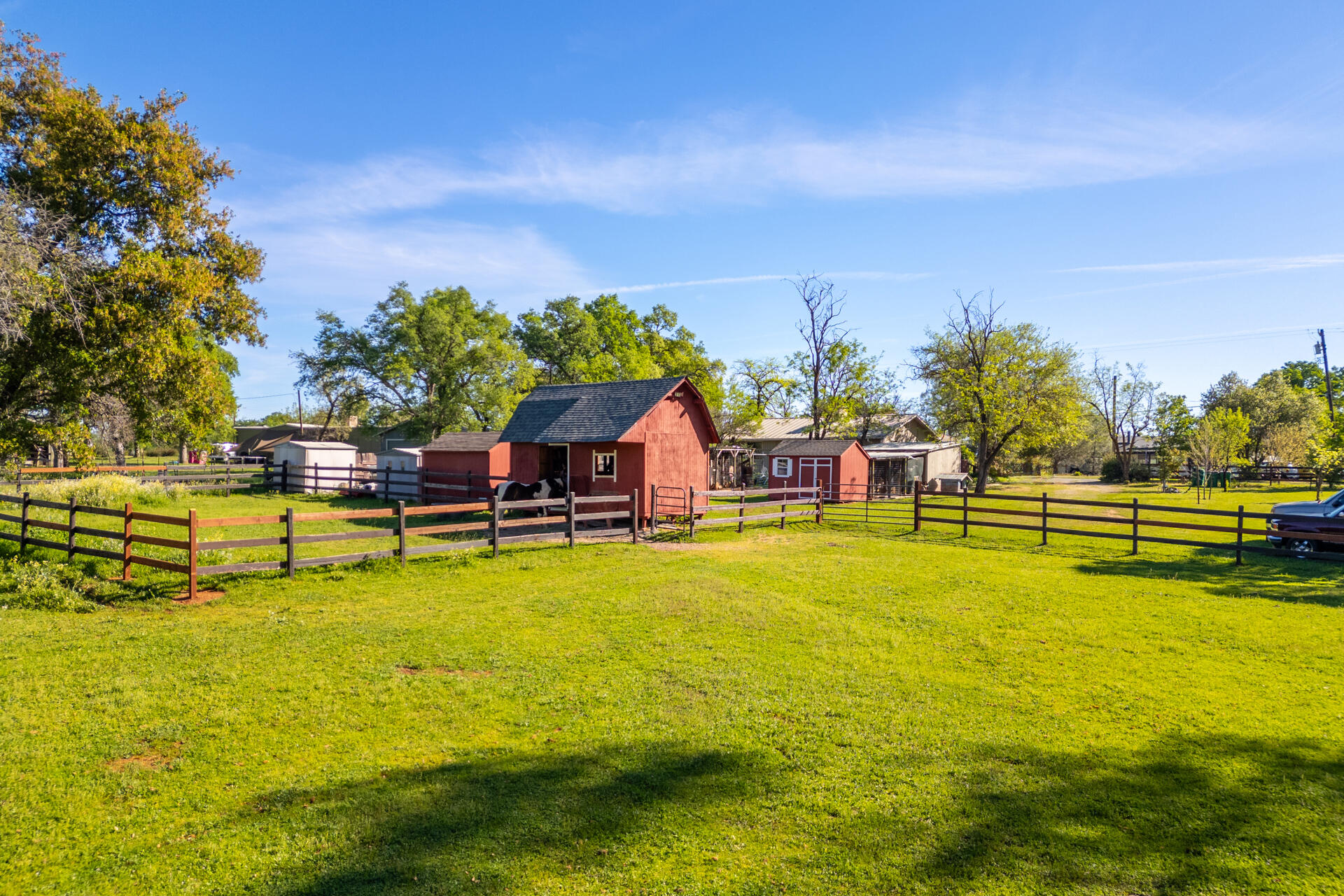 9038 Stillwater Road Redding, CA 96002 - Photo 17 of 30 DJI_0050-HDR