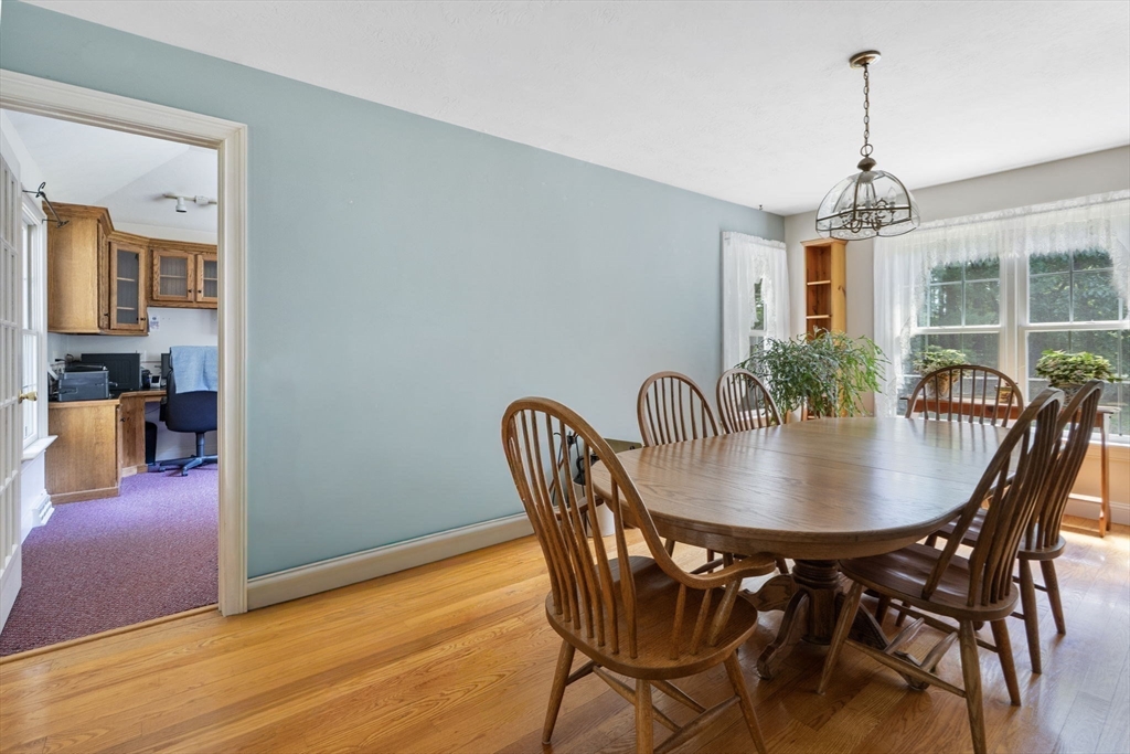 55 Pequot Road Southampton, MA 01073 - Photo 18 of 40