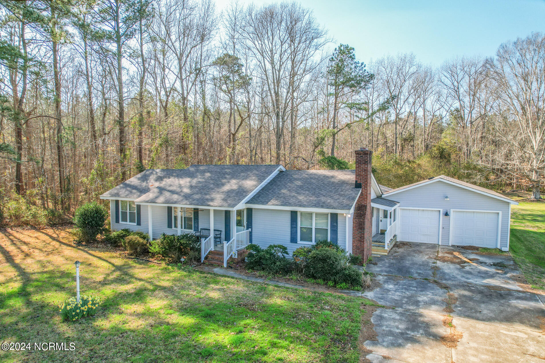 324 Northwest Backwoods Road Moyock, NC 27958 - Photo 2 of 43 324 Backwoods-2