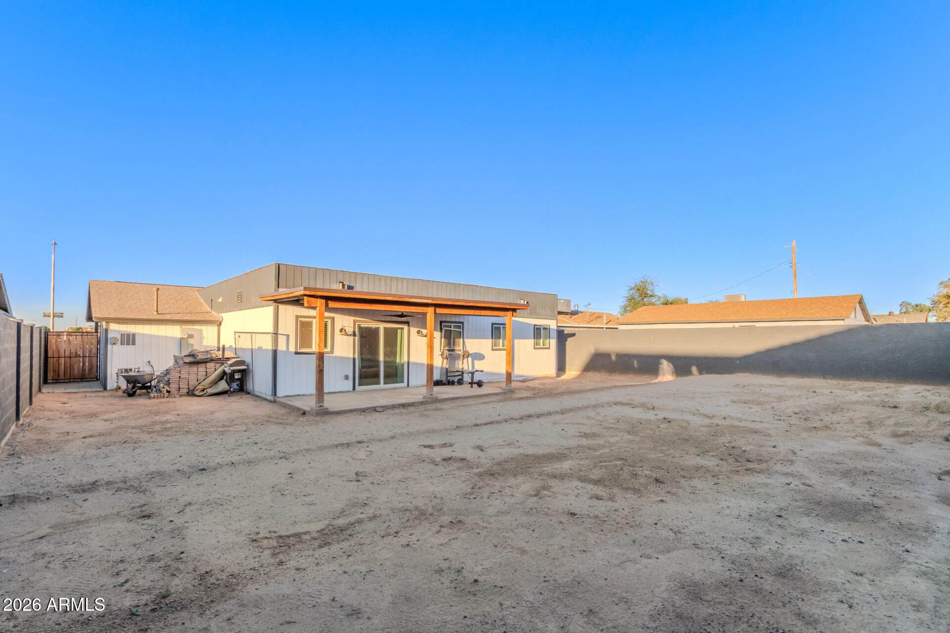 4121 West Alta Vista Road Phoenix, AZ 85041 - Photo 19 of 19 Backyard