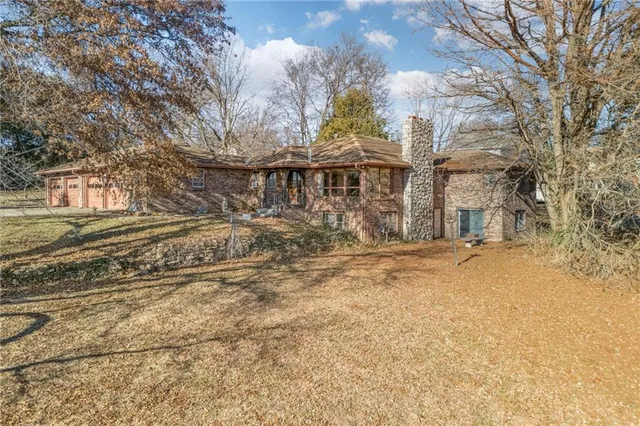 $260,000 | 1910 South 28th Street, St. Joseph, MO 64507