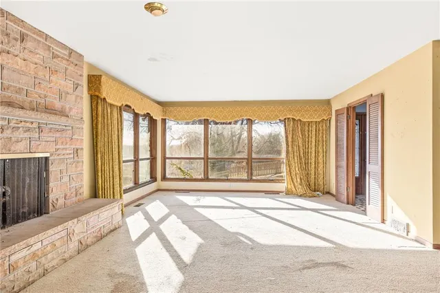 $260,000 | 1910 South 28th Street, St. Joseph, MO 64507