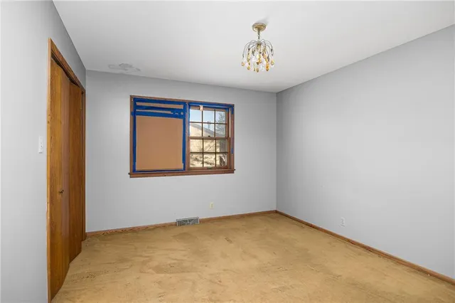 $260,000 | 1910 South 28th Street, St. Joseph, MO 64507