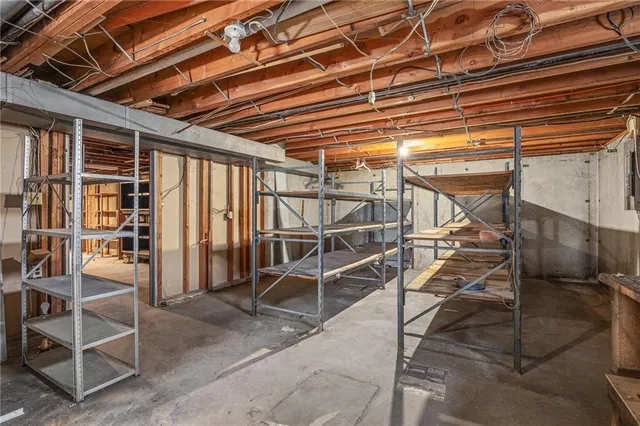 $260,000 | 1910 South 28th Street, St. Joseph, MO 64507