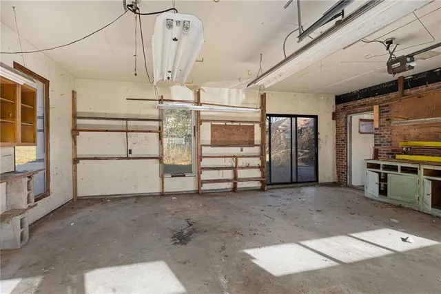 $260,000 | 1910 South 28th Street, St. Joseph, MO 64507