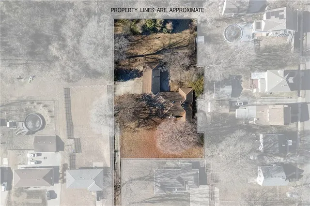 $260,000 | 1910 South 28th Street, St. Joseph, MO 64507