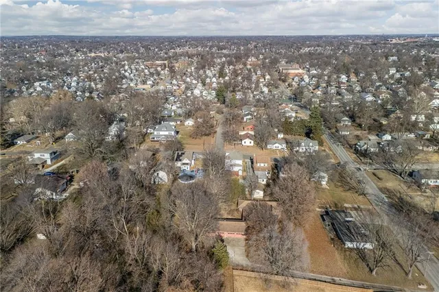 $260,000 | 1910 South 28th Street, St. Joseph, MO 64507