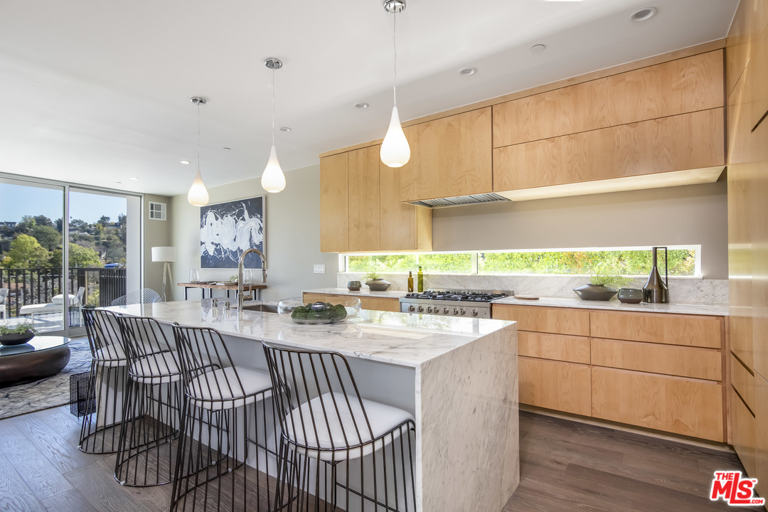 3354 Troy Drive Los Angeles, CA 90068 - Photo 3 of 14