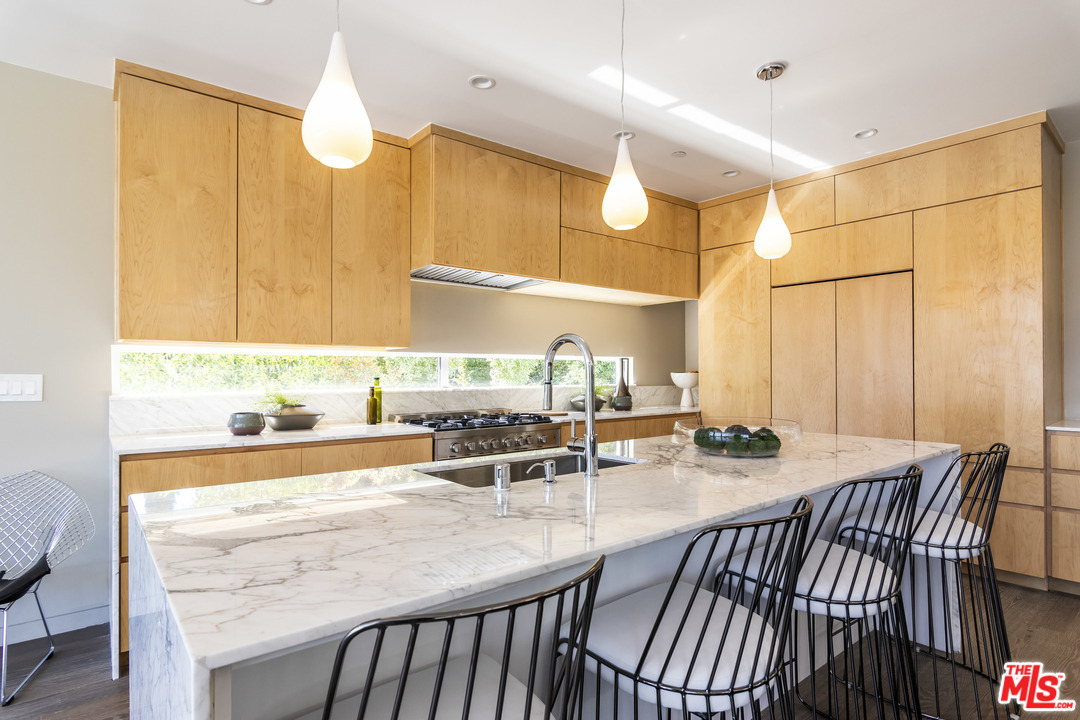 3354 Troy Drive Los Angeles, CA 90068 - Photo 5 of 14