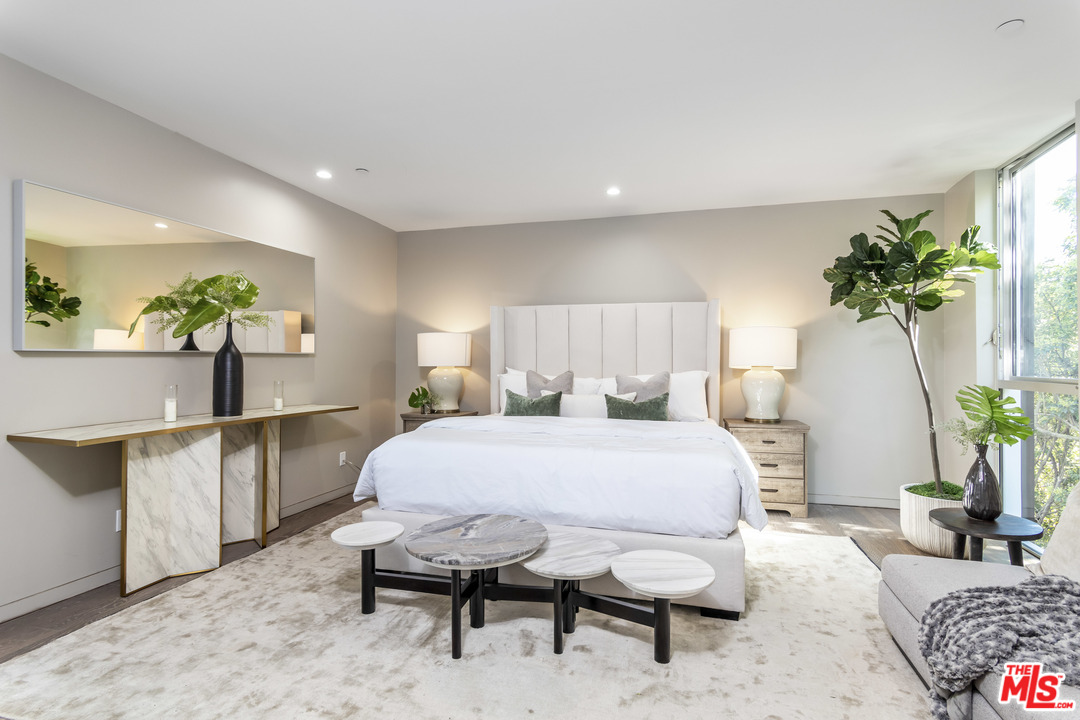 3354 Troy Drive Los Angeles, CA 90068 - Photo 9 of 14