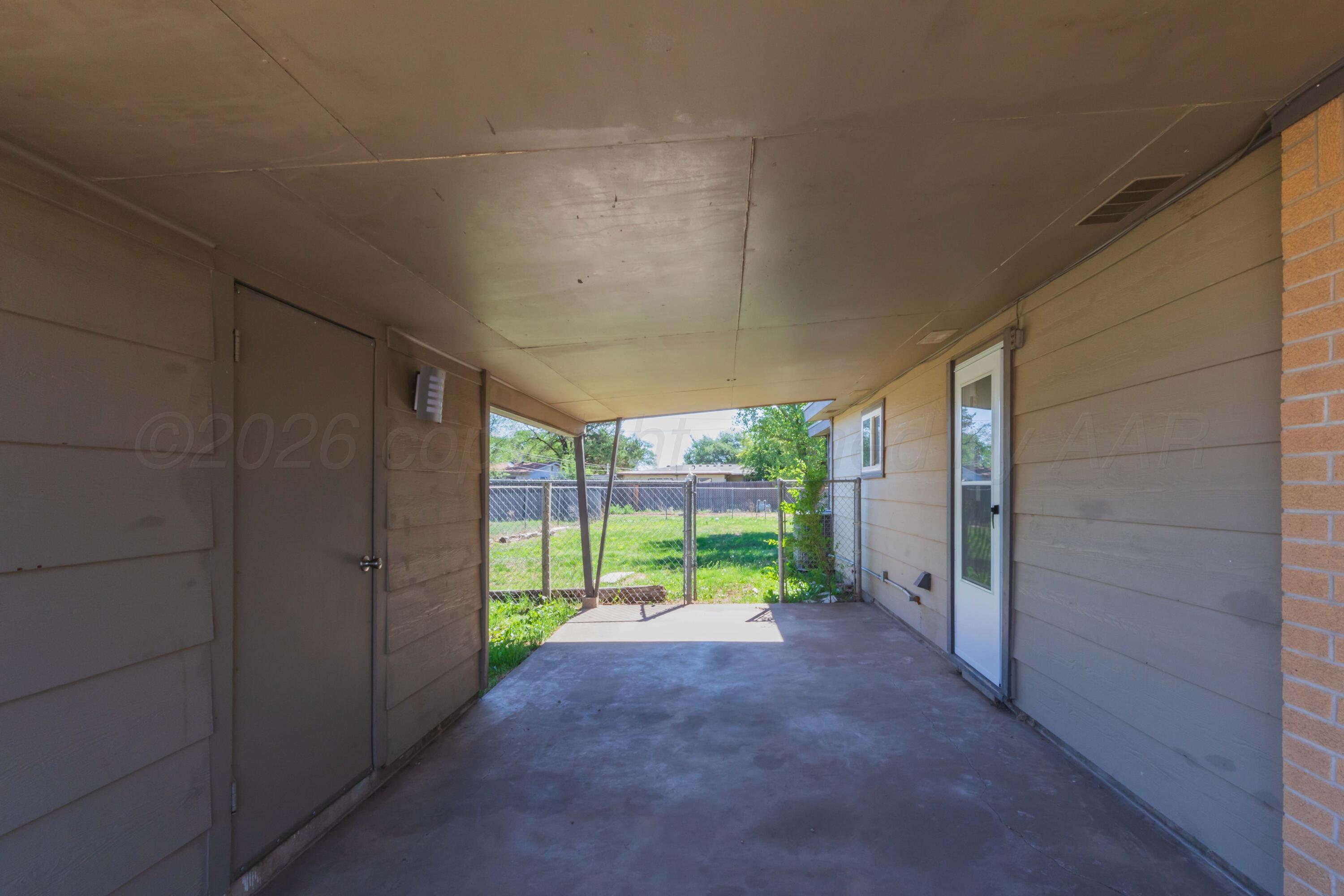 4419 South Ong Street Amarillo, TX 79110 - Photo 26 of 28 CARPORT