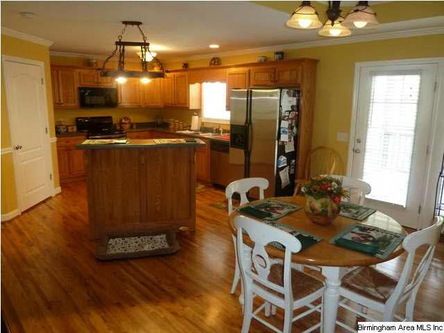 1618 Mountain Woods Lake Road Warrior, AL 35180 - Photo 14 of 32