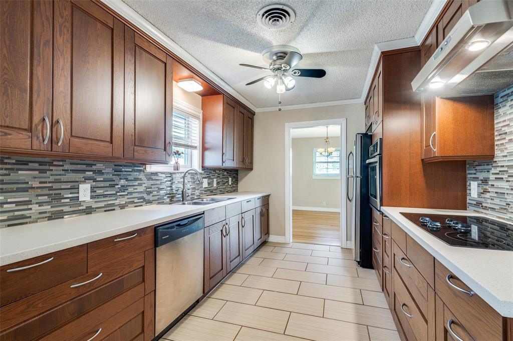 433 Fulton Street Denton, TX 76201 - Photo 12 of 25 SS APPLIANCES~FRIG~