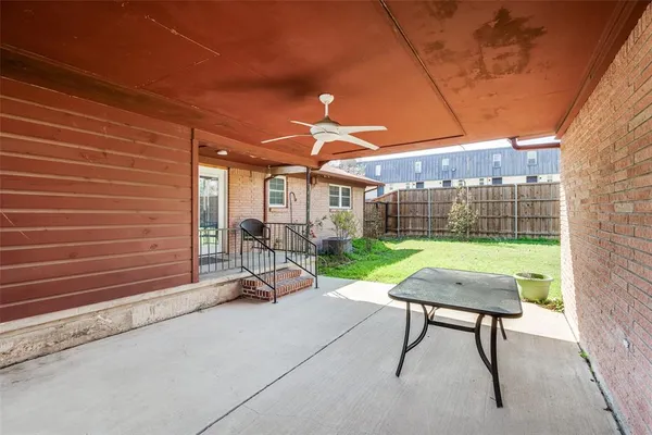 $330,000 | 433 Fulton Street, Denton, TX 76201