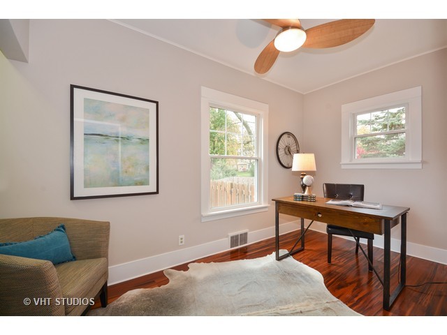 306 Spring Avenue Naperville, IL 60540 - Photo 9 of 25 a workspace with furniture and window