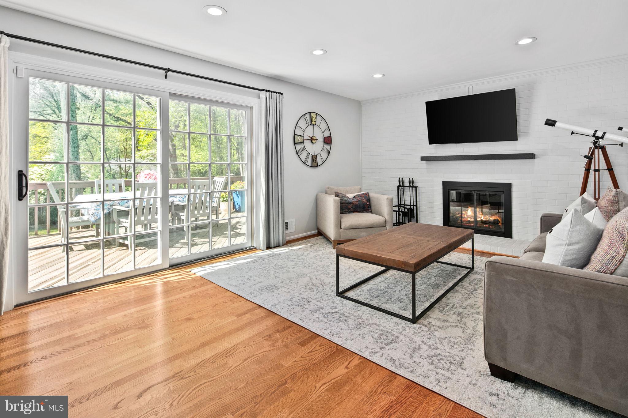11903 Blue Spruce Road Reston, VA 20191 - Photo 16 of 60 Family room with deck access