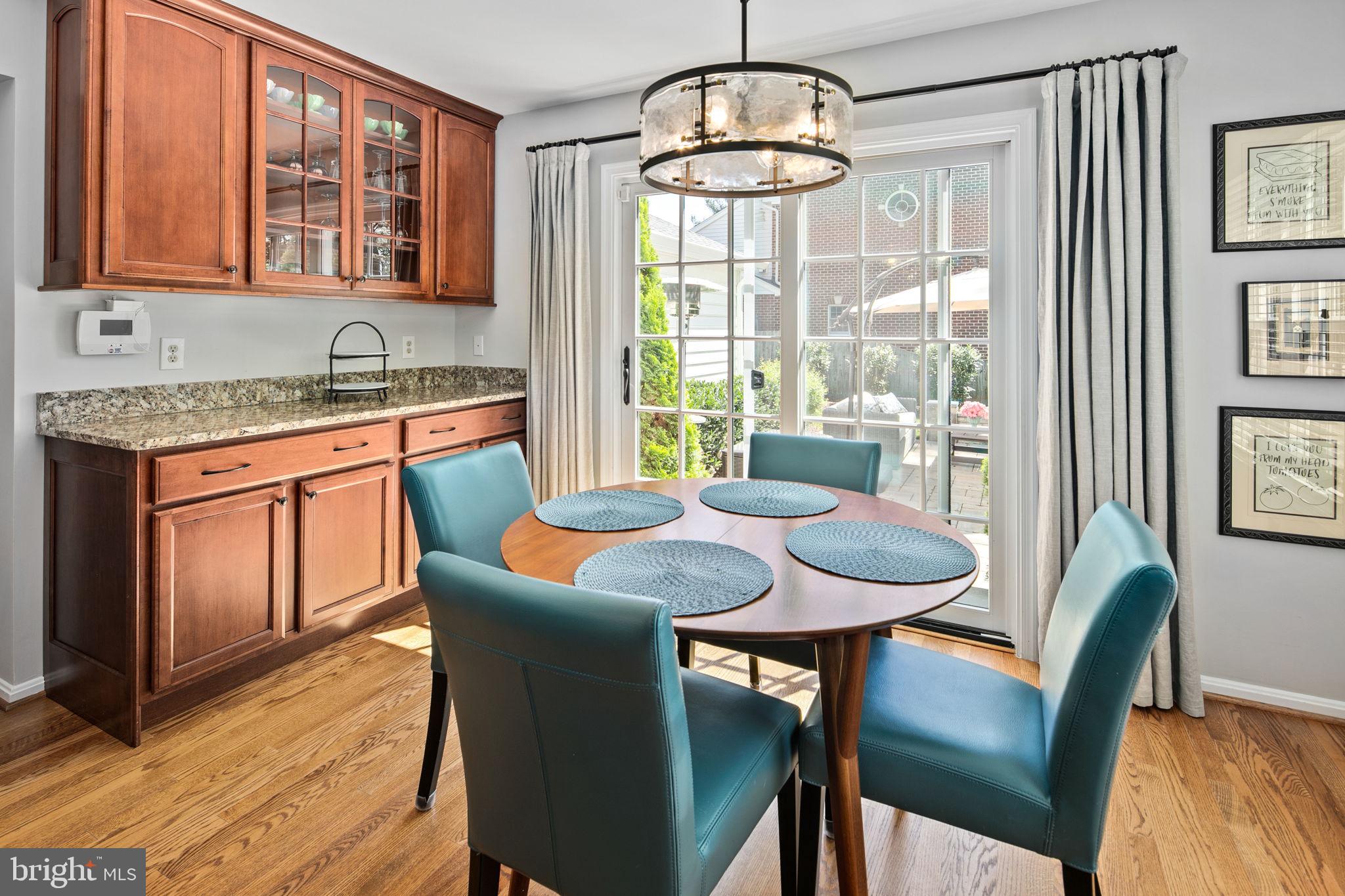 11903 Blue Spruce Road Reston, VA 20191 - Photo 25 of 60 Butlers Pantry and built ins