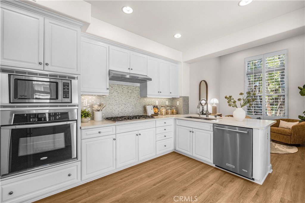98 Sarabande Irvine, CA 92620 - Photo 14 of 46