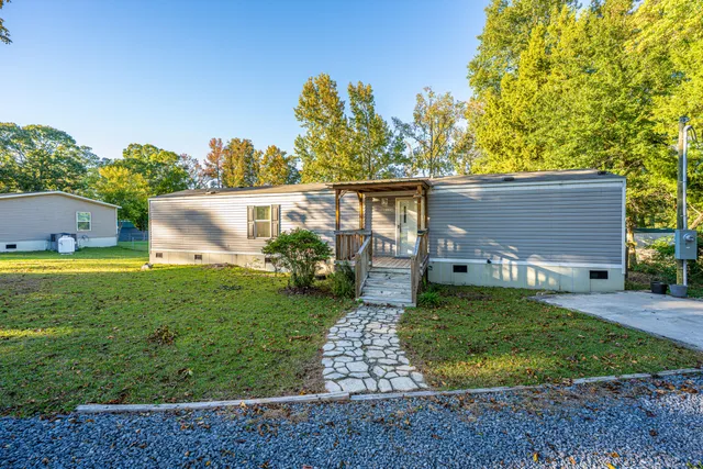 $264,000 | 232 Ash Hill Drive, Eutawville, SC 29048