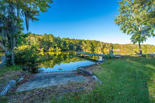 $264,000 | 232 Ash Hill Drive, Eutawville, SC 29048