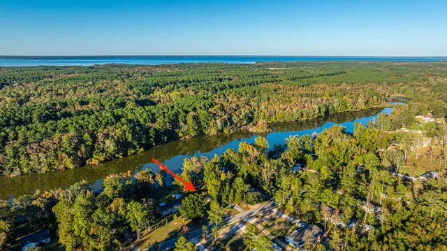 $264,000 | 232 Ash Hill Drive, Eutawville, SC 29048