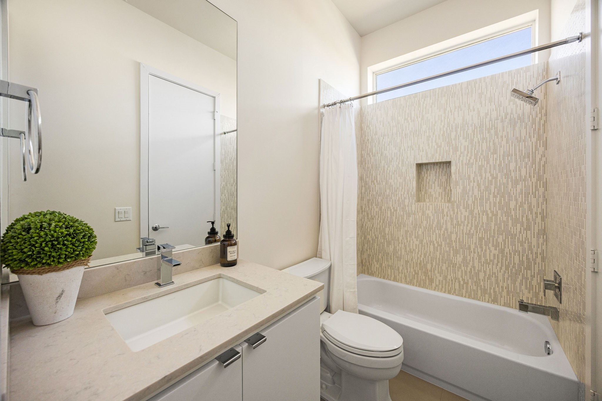 306 West Pierce Street Houston, TX 77019 - Photo 23 of 39