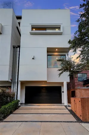 $6,750 | 306 West Pierce Street, Houston, TX 77019