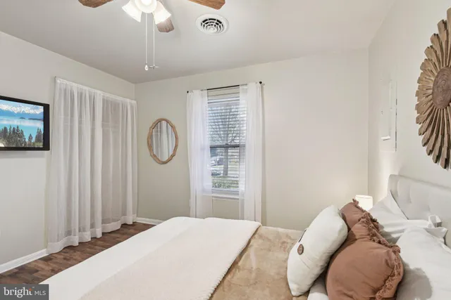 $285,000 | 827 Johahn Drive, Westminster, MD 21158