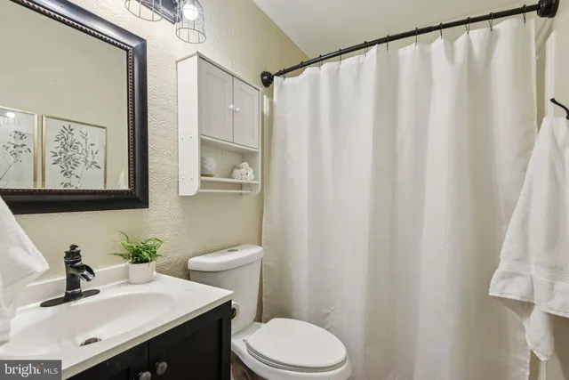 $285,000 | 827 Johahn Drive, Westminster, MD 21158