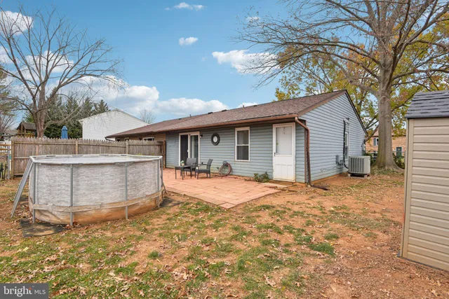 $285,000 | 827 Johahn Drive, Westminster, MD 21158