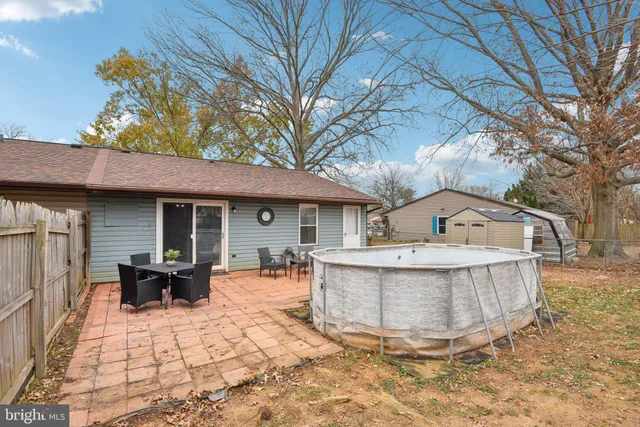 $285,000 | 827 Johahn Drive, Westminster, MD 21158