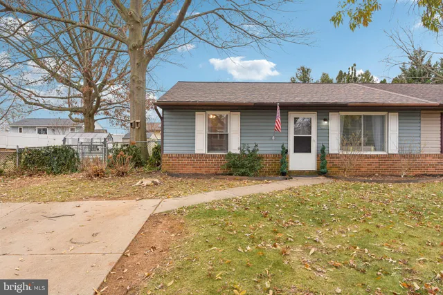 $285,000 | 827 Johahn Drive, Westminster, MD 21158