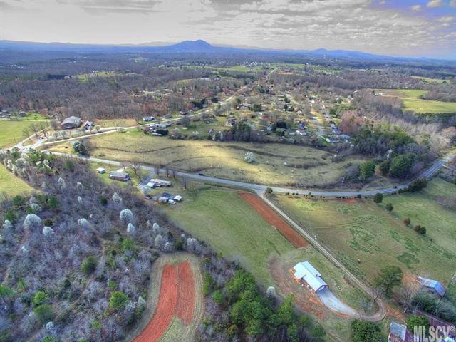 1733 Zion Church Road Hickory, NC 28602 - Photo 14 of 18 Gallery Image 14