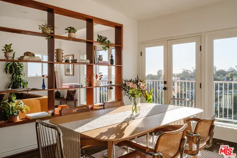 $2,099,000 | 1541 Silverwood Terrace, Los Angeles, CA 90026