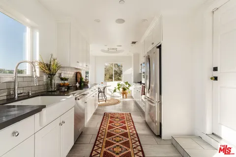 $2,099,000 | 1541 Silverwood Terrace, Los Angeles, CA 90026