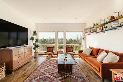 $2,099,000 | 1541 Silverwood Terrace, Los Angeles, CA 90026
