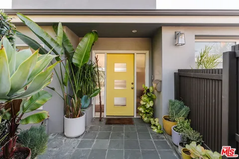 $2,099,000 | 1541 Silverwood Terrace, Los Angeles, CA 90026