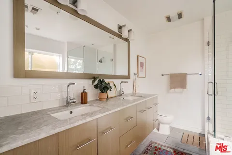 $2,099,000 | 1541 Silverwood Terrace, Los Angeles, CA 90026