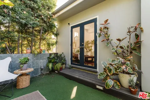 $2,099,000 | 1541 Silverwood Terrace, Los Angeles, CA 90026